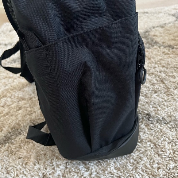 ✔️NWT✔️ NIKE Varsity Elite Backpack Black Metallic Silver - Picture 7 of 12